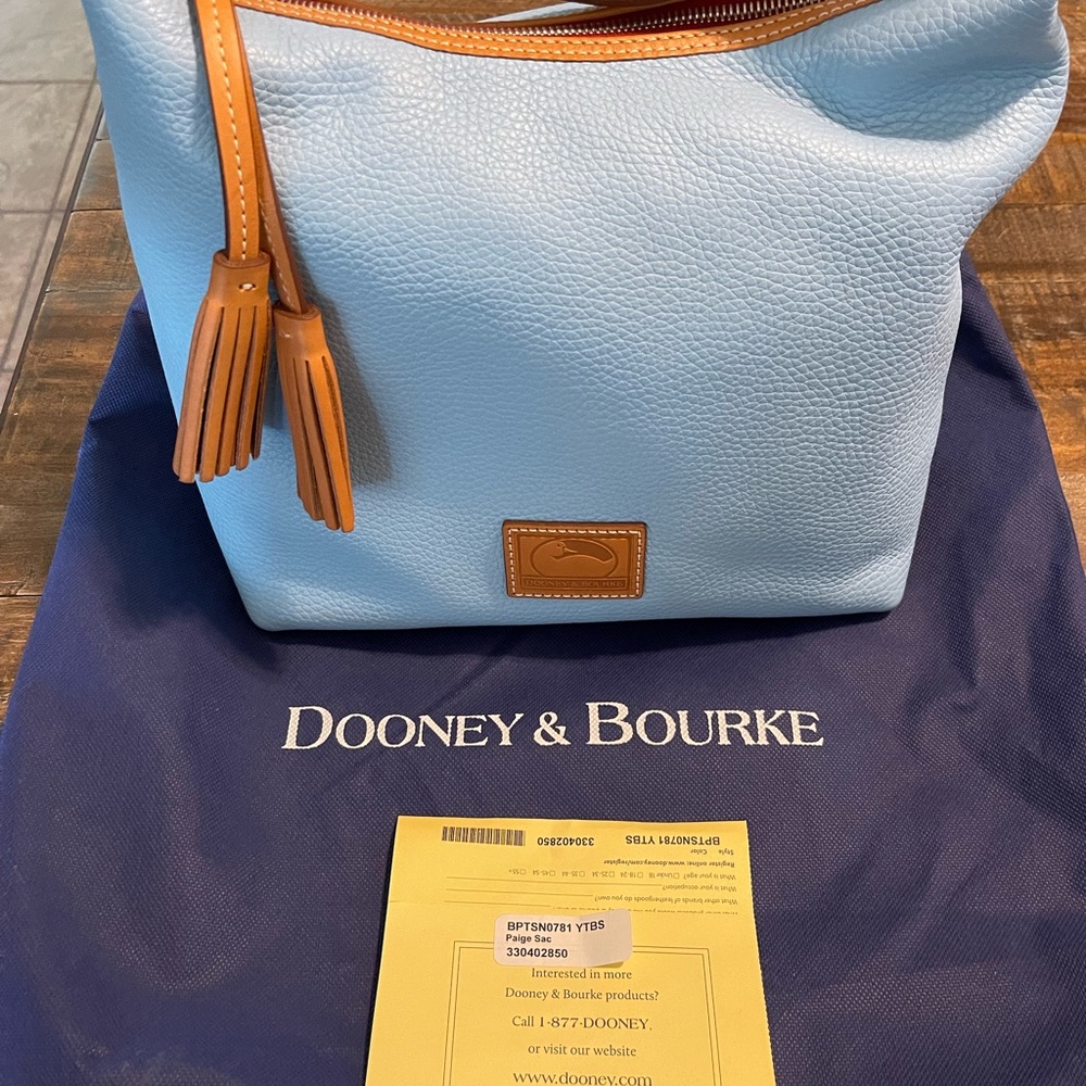 Dooney & Bourke purse new with tags. Light blue - Picture 1 of 1